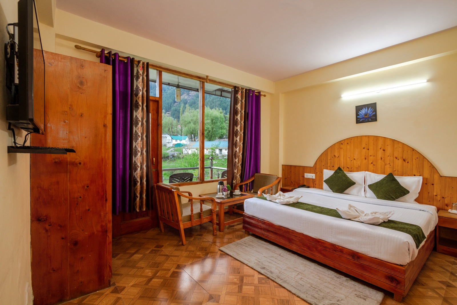 Tanvi Cottages manali hotels